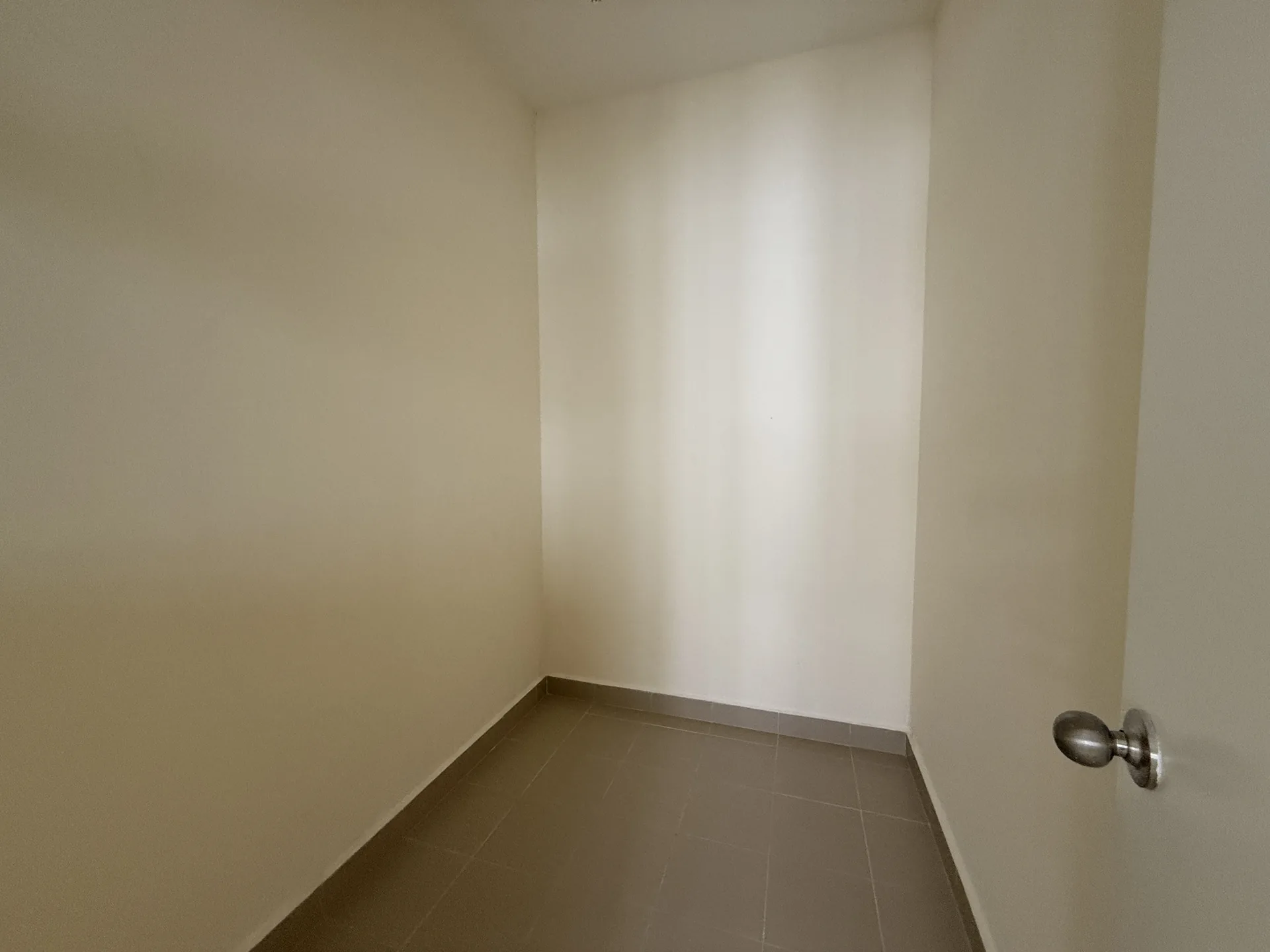 GEM Residences — 实际宝石居住地 8821