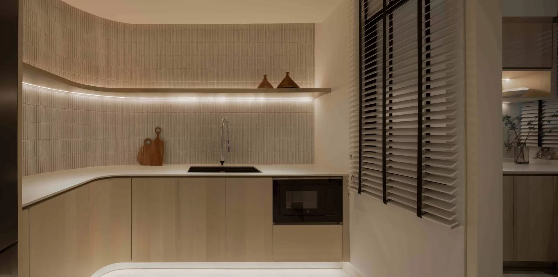 Lumina Residence — 室内干燥厨房