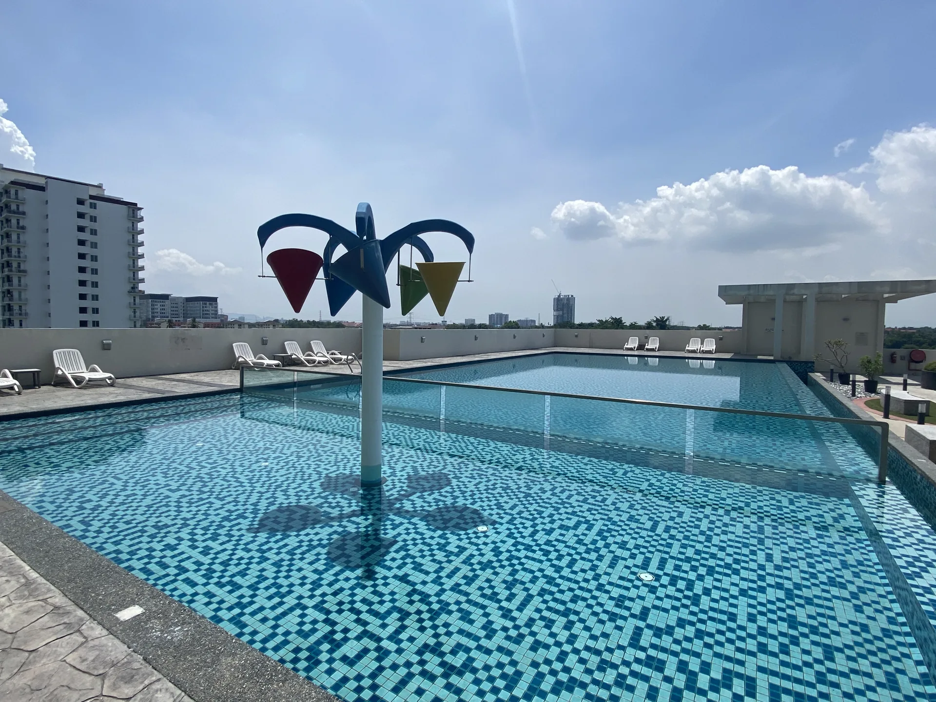 Primero Heights — Actual unit and facility view