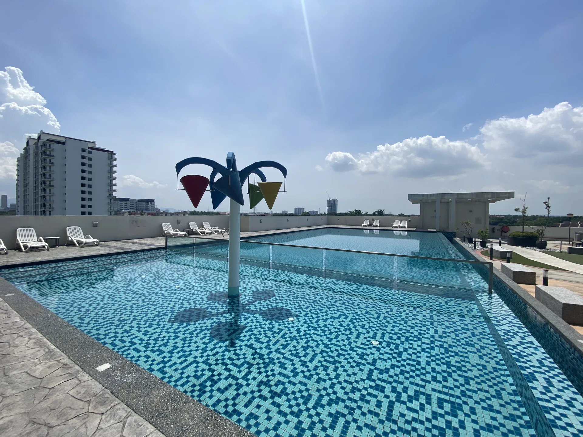 Primero Heights — Actual unit and facility view