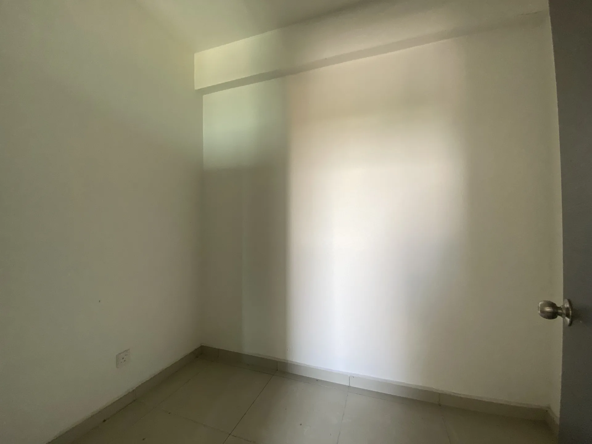 Primero Heights — Actual unit and facility view