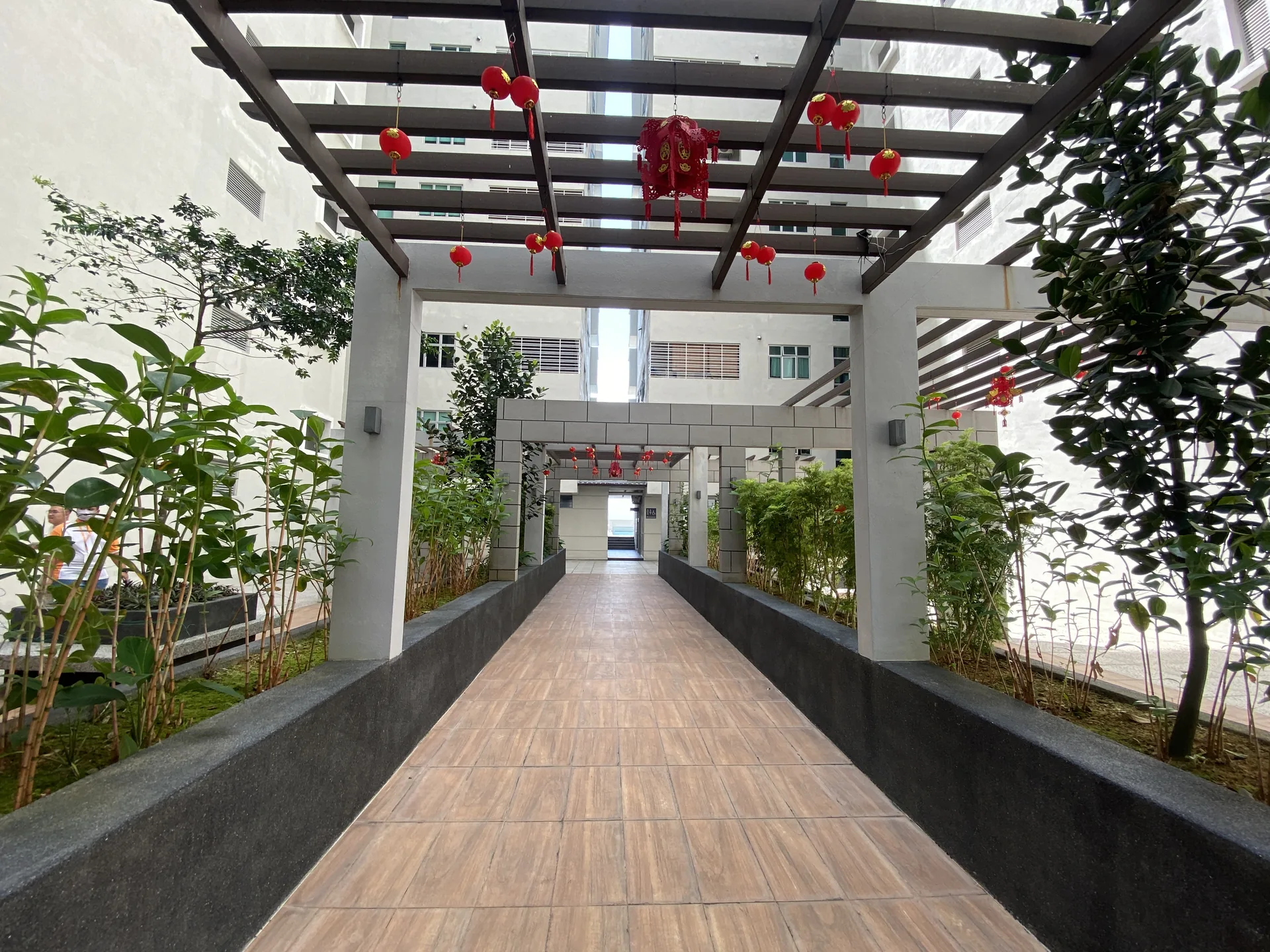 Primero Heights — Actual unit and facility view