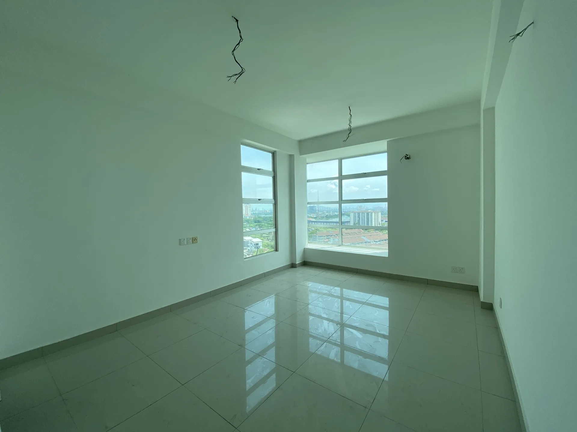 Primero Heights — Actual unit and facility view