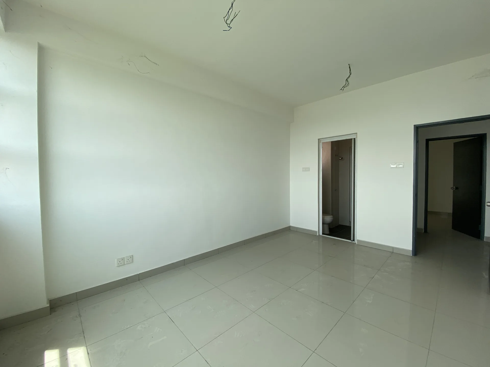 Primero Heights — Actual unit and facility view