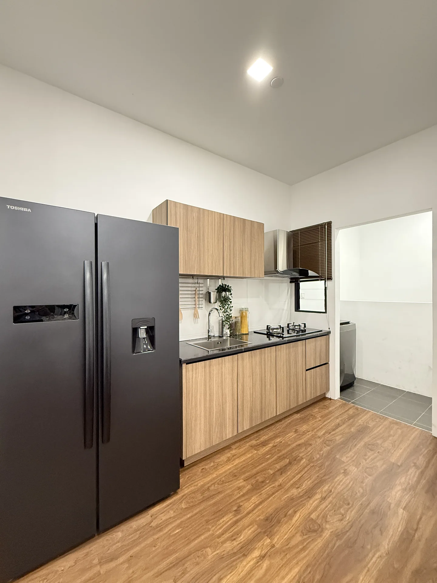 Sandville — Actual unit and facility view